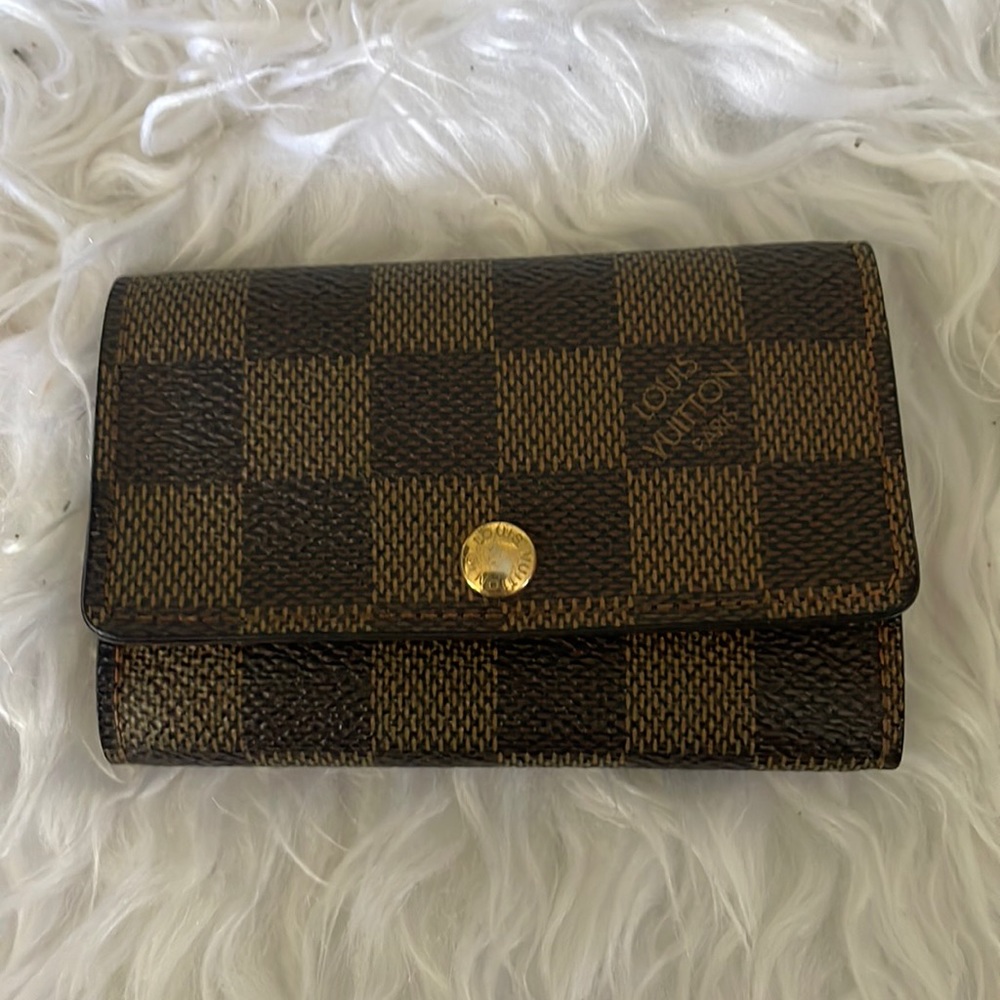 Louis Vuitton key case